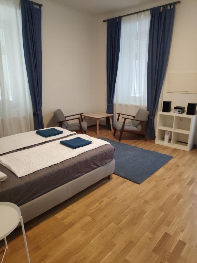 Flataid Apartment Reitschulgasse - City Center - Jakominiplatz グラーツ エクステリア 写真
